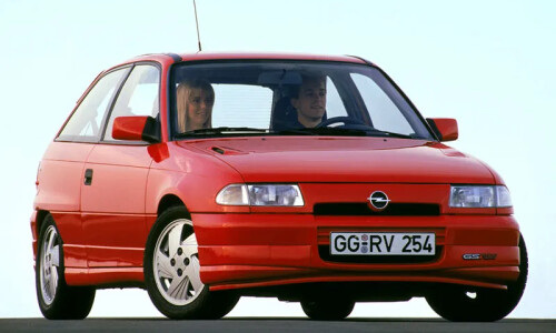 Opel Astra GSI #6