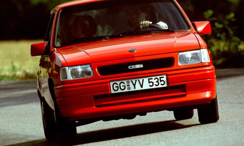 Opel Corsa GSi image #13