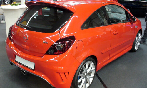 Opel Corsa OPC photo 13