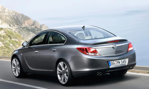 Opel Insignia photo 4