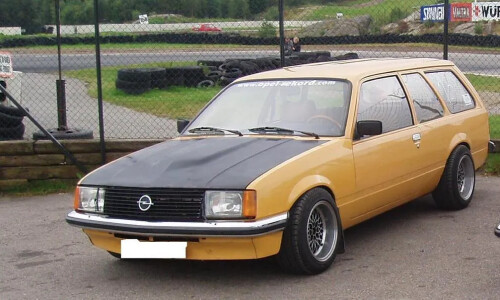 Opel Rekord photo 4