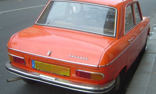 Peugeot 204 image #2