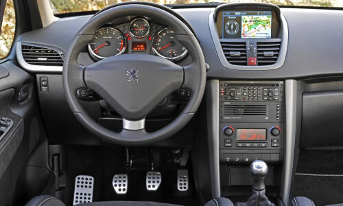 Peugeot 207 RC #2