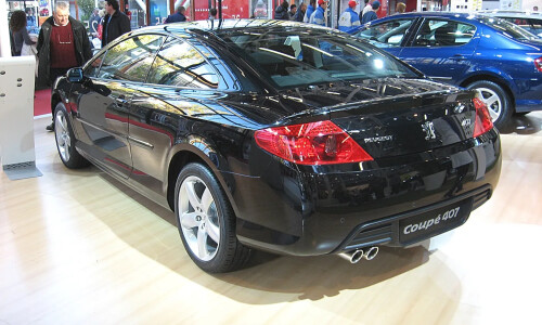 Peugeot 407 Coupe #9
