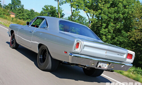 Plymouth Road Runner #17