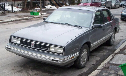 Pontiac 6000 #6