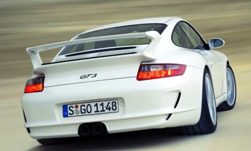 Porsche 911 GT3 #18