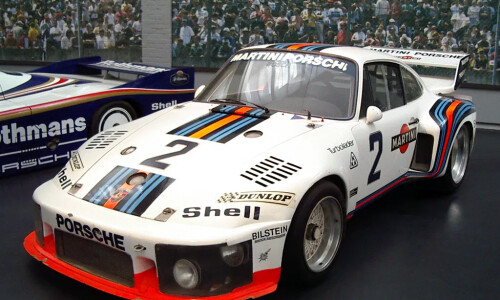 Porsche 935 #8