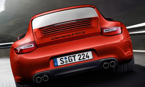 Porsche Carrera 4 GTS #3