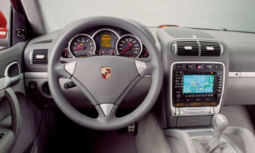 Porsche Cayenne GTS image #2