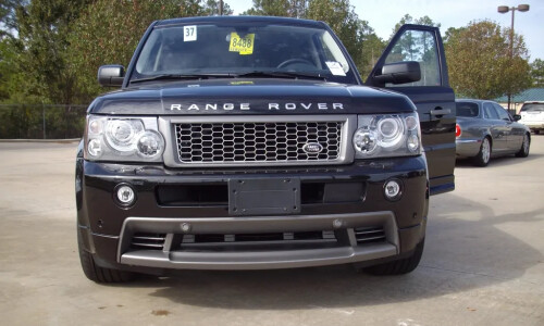 Range Rover Sport HST photo 2