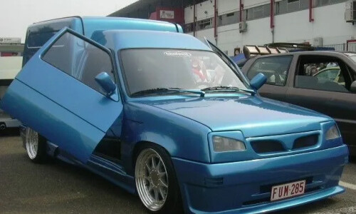 Renault Rapid #6
