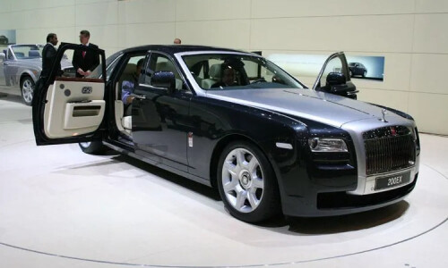 Rolls-Royce Ghost photo 7