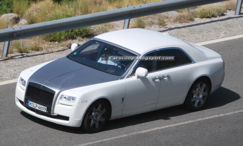Rolls-Royce Ghost photo 11