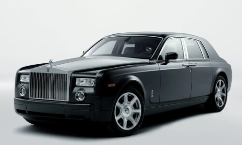 Rolls-Royce Phantom photo 3