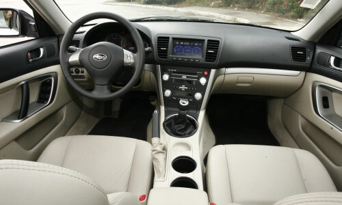 Subaru Legacy 2.0D #14