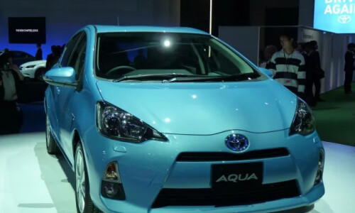 Toyota Aqua Hybrid photo 15