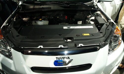 Toyota RAV4 EV #13
