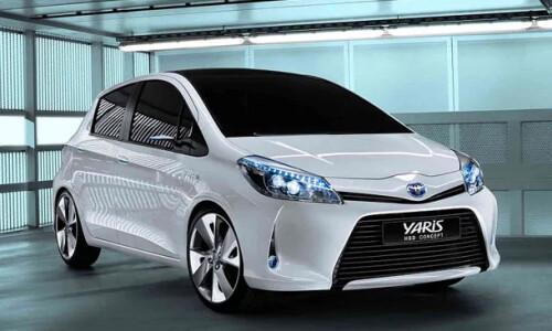 Toyota Yaris Hybrid photo 15
