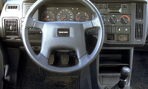Volvo 440 #7