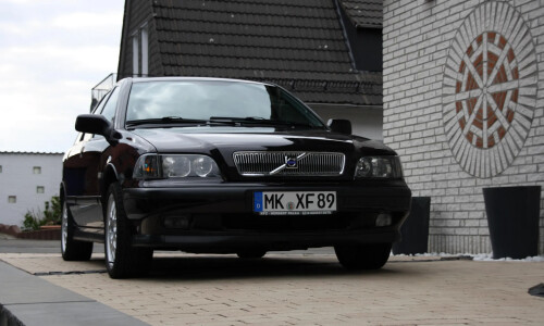 Volvo V40 Sport Edition #12