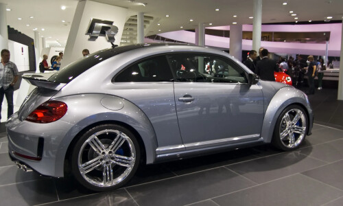 VW Beetle R #12