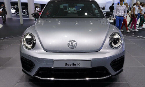 VW Beetle R #17