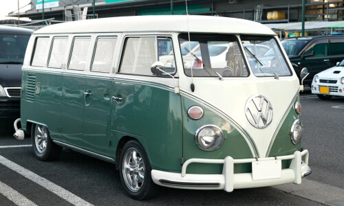 VW Bus photo 6