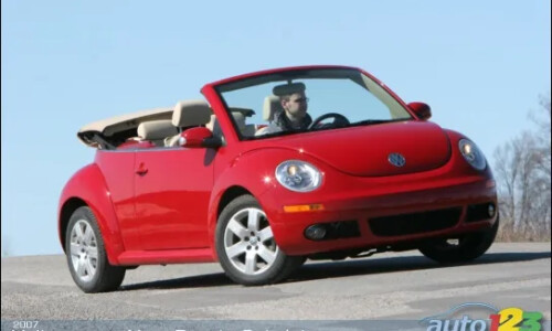 VW New Beetle Cabrio photo 14
